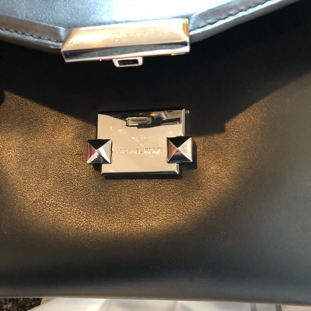 Michael Kors Purse - Picture 3 of 8